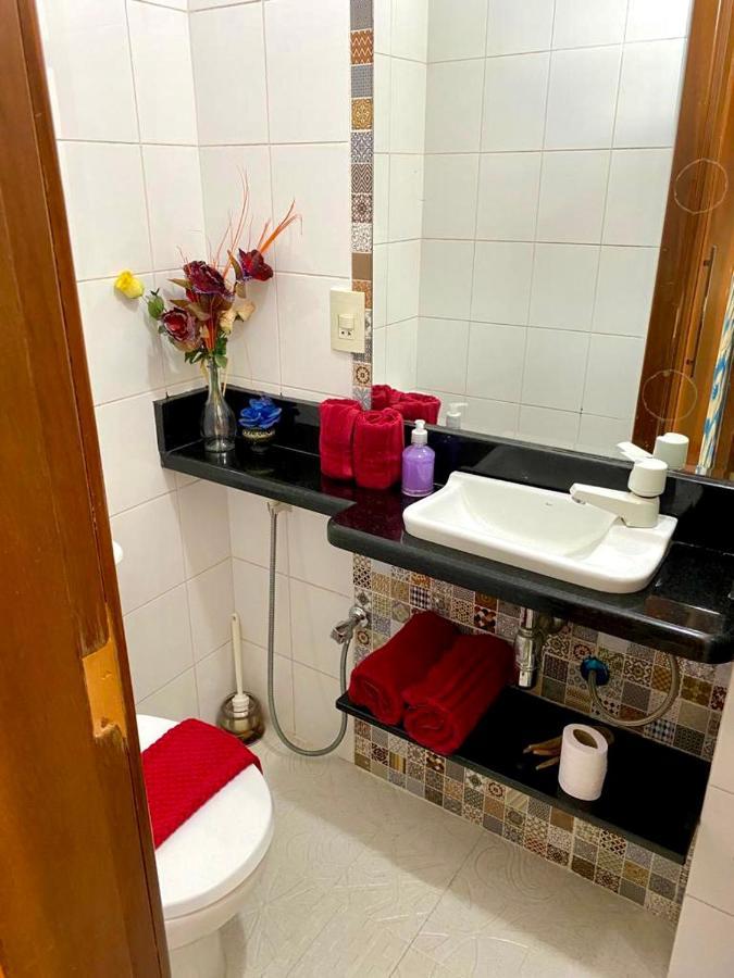 וילה ולייה Comfortable Beachfront Apartment מראה חיצוני תמונה