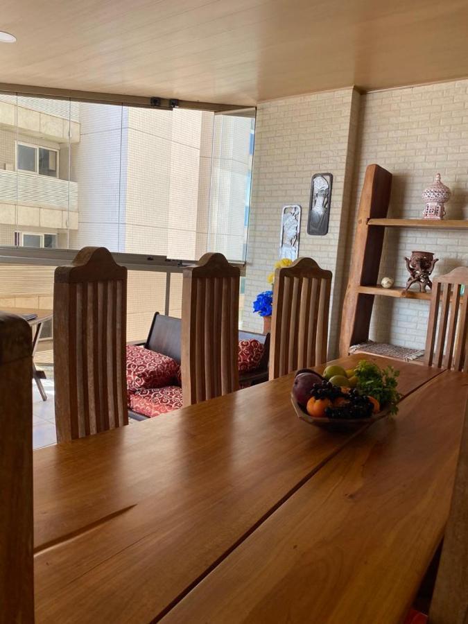 וילה ולייה Comfortable Beachfront Apartment מראה חיצוני תמונה