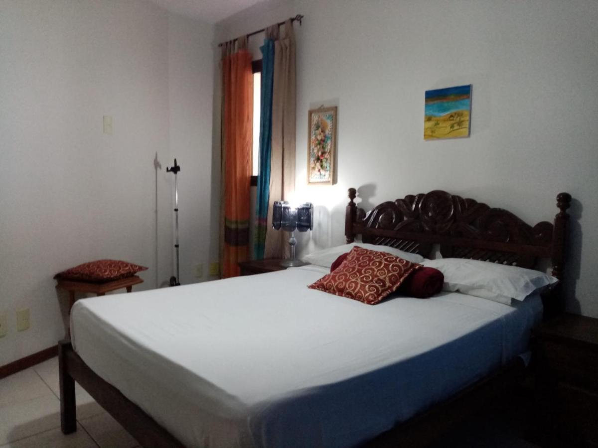 וילה ולייה Comfortable Beachfront Apartment מראה חיצוני תמונה